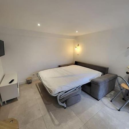 Studio 2 Personnes Equipe Carignan-de-Bordeaux ภายนอก รูปภาพ